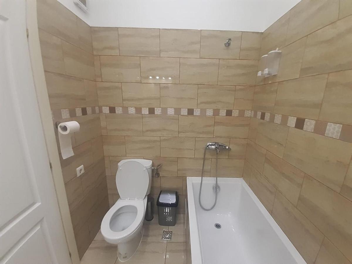 Apartament 2 Camere - Casa Divertis Buzau Luaran gambar