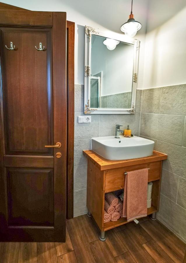 Apartament 2 Camere - Casa Divertis Buzau Luaran gambar