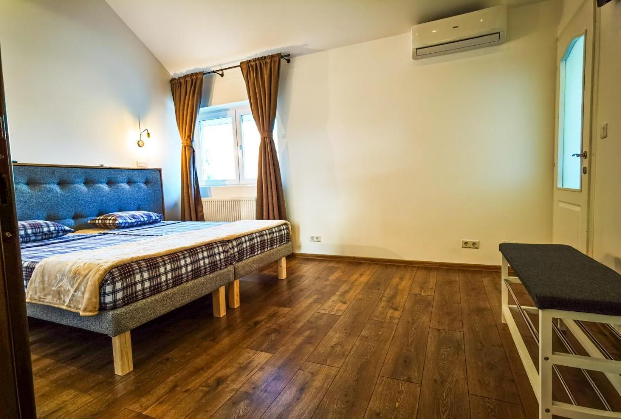 Apartament 2 Camere - Casa Divertis Buzau Luaran gambar