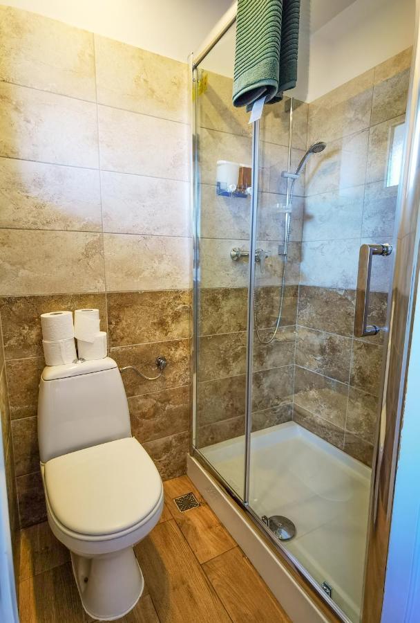 Apartament 2 Camere - Casa Divertis Buzau Luaran gambar