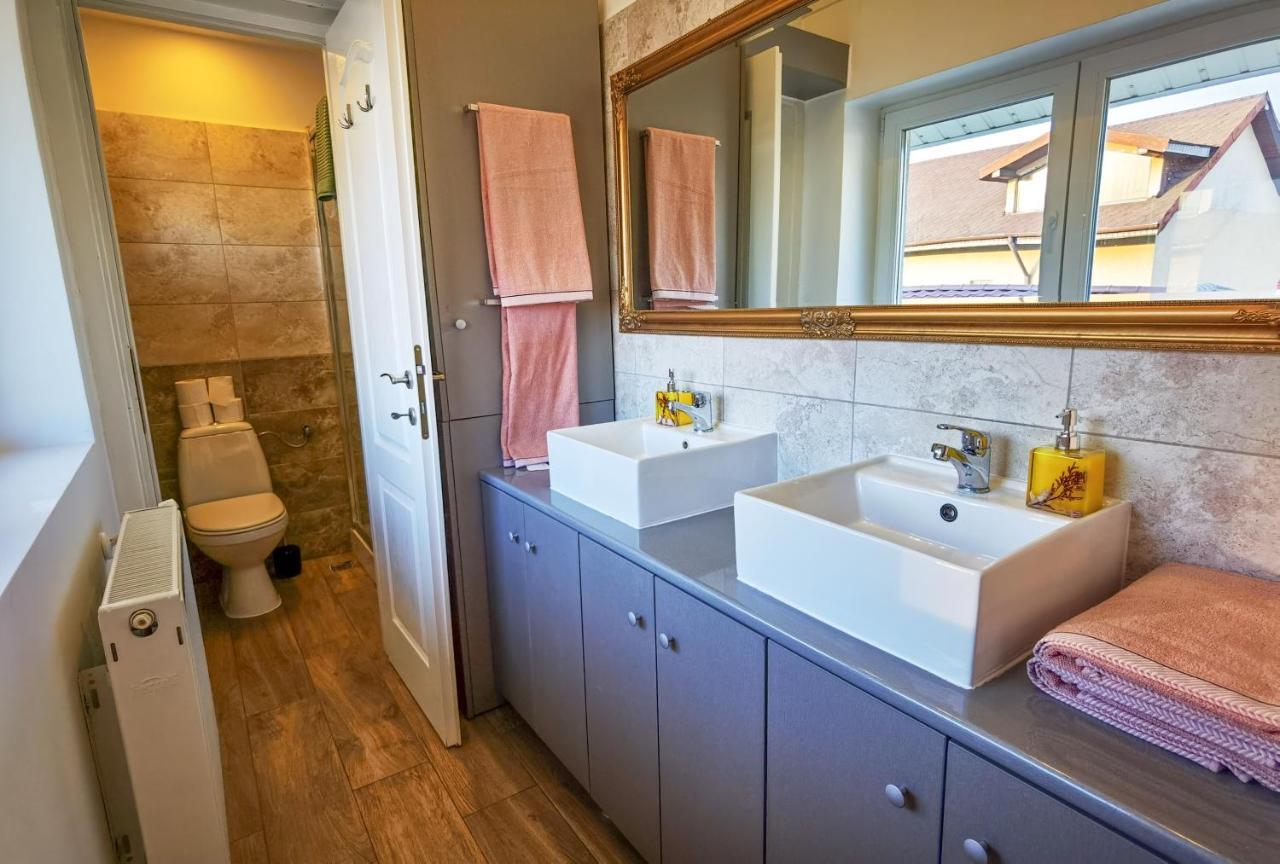 Apartament 2 Camere - Casa Divertis Buzau Luaran gambar